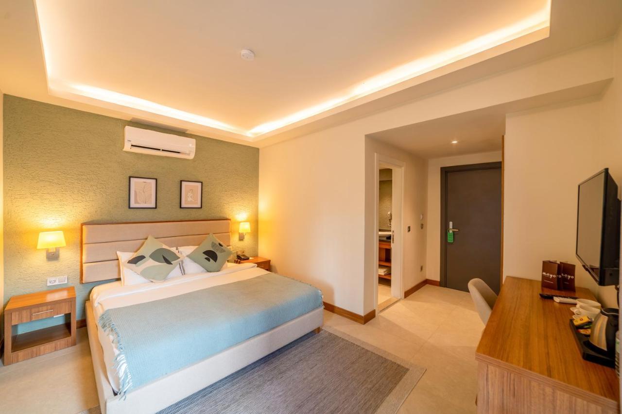 Moyo Luxury Hotel & Beach 博德鲁姆 外观 照片